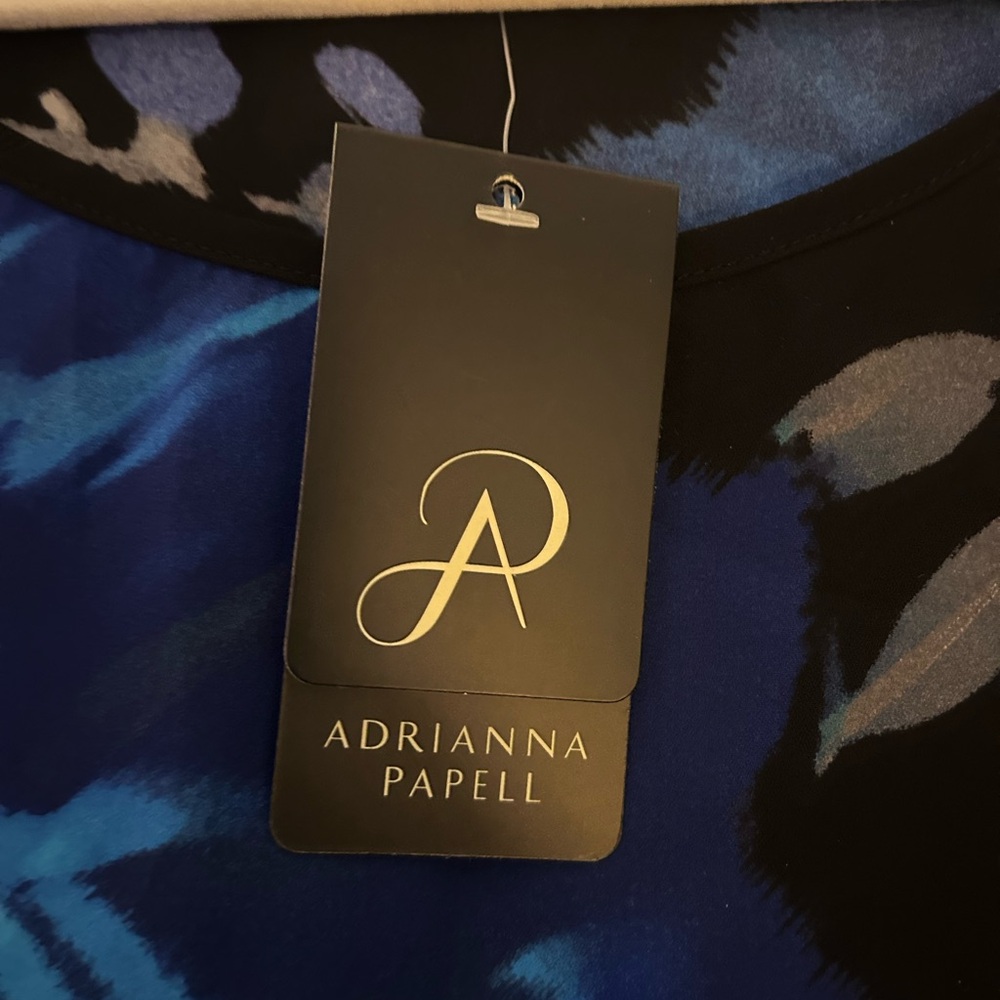 Adrianna Papell Black and Blue Floral Blouse Sz XL - Picture 6 of 7